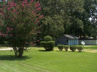 614 Fairview Rd, Crossett, AR 71635
