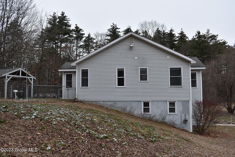 3rd image of 30 Pine Hill Lane