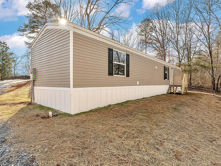 200 Boardwalk Dr — Photo 5