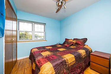 Sold by Alina Levina, LREB