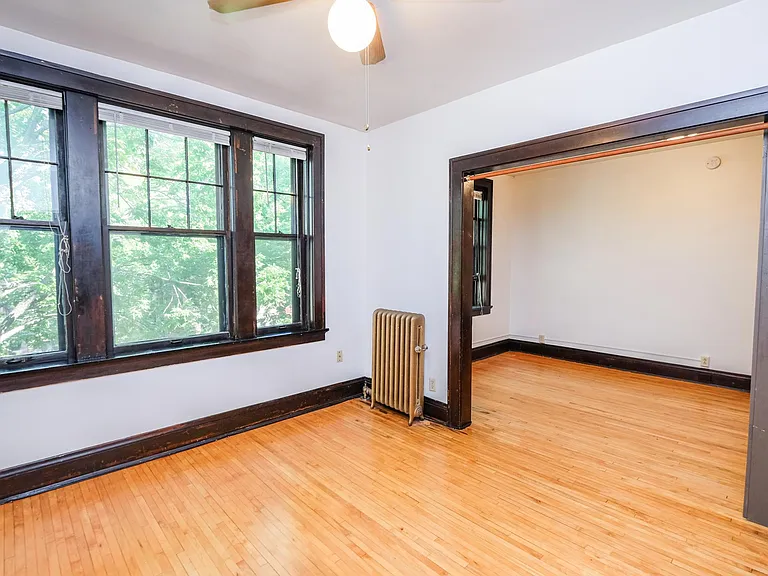 Dayton Apartments — Photo 18