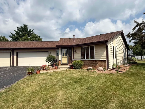 1607 Holly Dr, Janesville, WI 53546