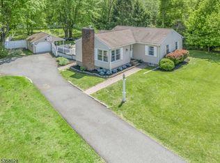 101 Lake Valley Rd, Morristown, NJ 07960