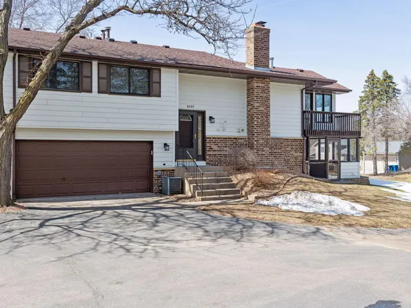 8409 W 104th St, Bloomington, MN 55438