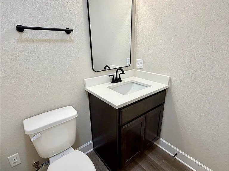 1216 Bridgewater Dr — Photo 18