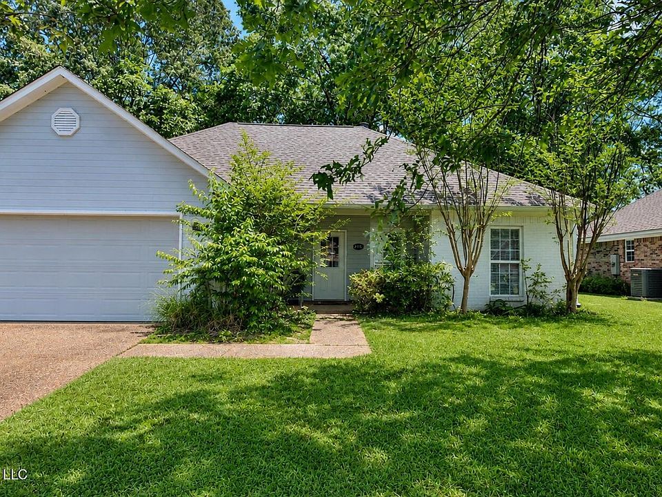1st image of 246 Cherry Bark Dr
