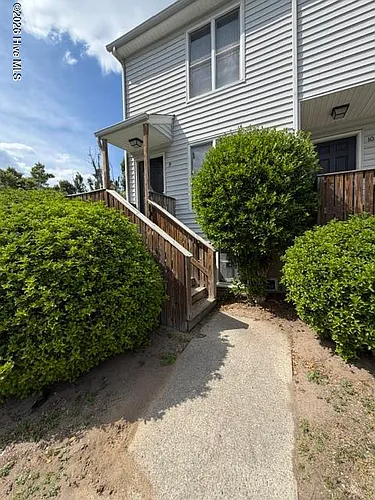209 Beech St Photo 1
