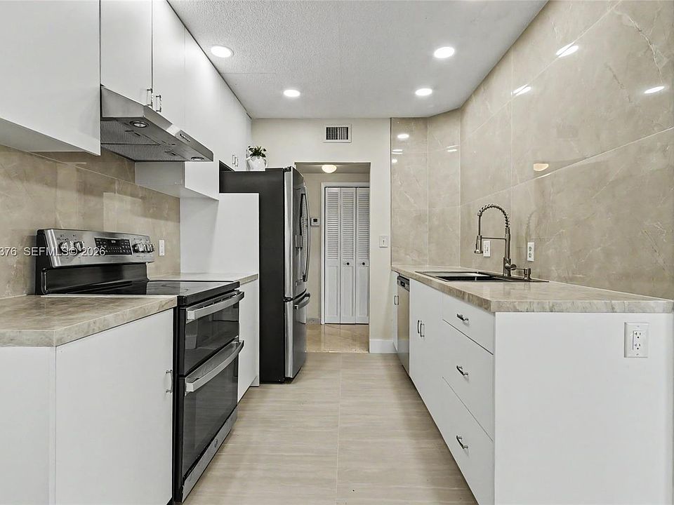 1st image of 3800 Hillcrest Dr APT 1211
