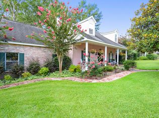883 Oio St, Diamondhead, MS 39525