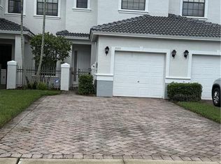 15155 Summit Place Cir #232, Naples, FL 34119