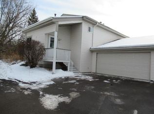 5611 Pompano Dr, Minnetonka, MN 55343