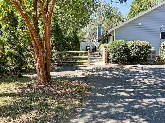 Entrance to the front door