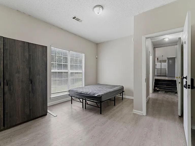 Chads Cir — Photo 10