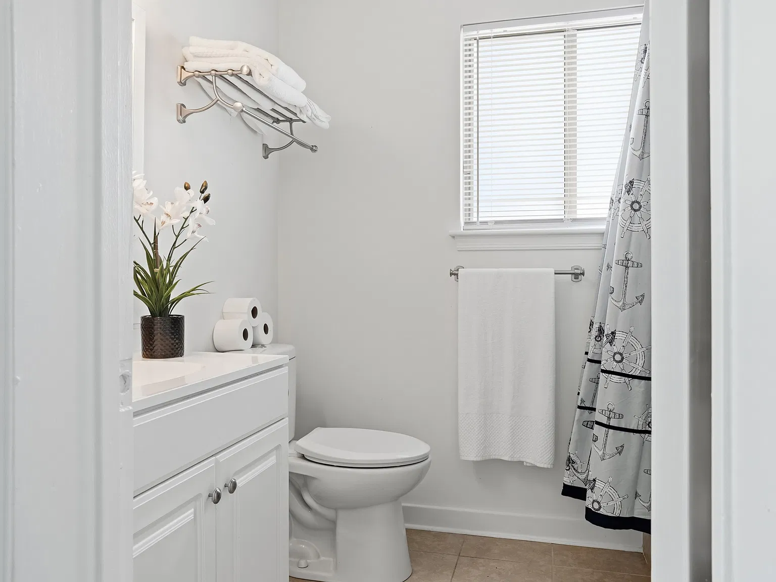2 bed, 1262 sqft, $1,900 — Photo 1