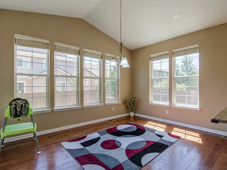 10698 Worthington Cir — Photo 12