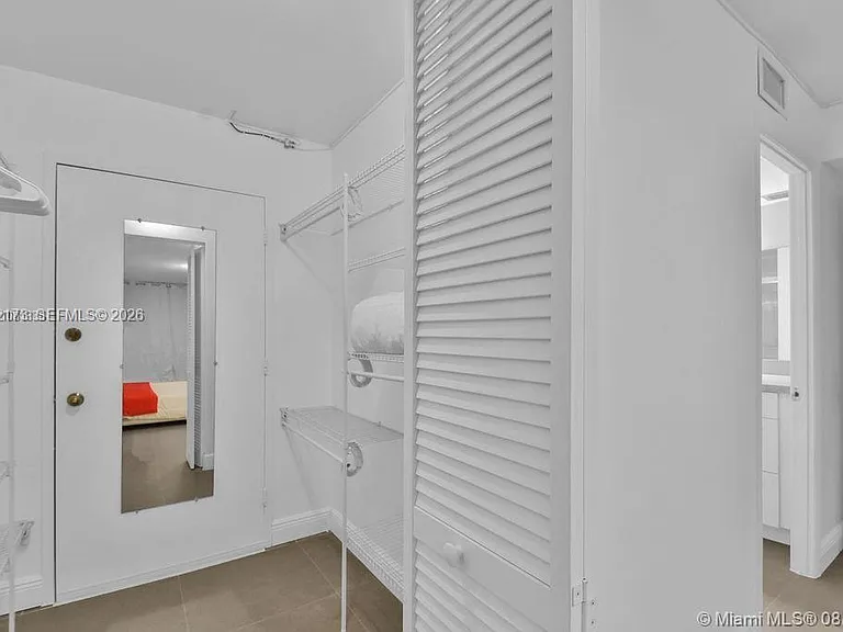 18041 Biscayne Blvd #801 — Photo 10