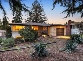 2136 SW 116th St, Seattle, WA 98146