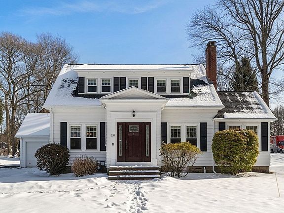 2nd image of 159 Forest Hill Ave