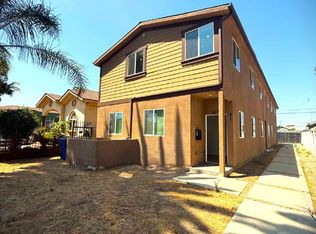 829 E 74th St, Los Angeles, CA 90001