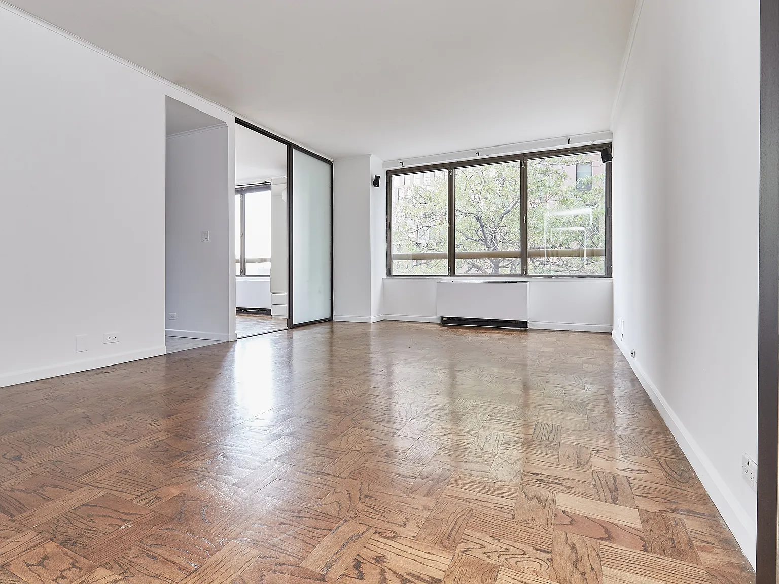 630 First Avenue — Photo 2
