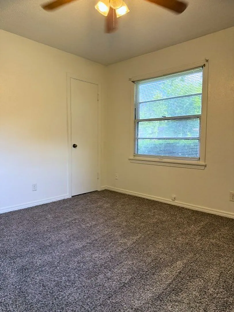 Available Now: 2BR Home with Garage and Large Fenced Yard — Photo 2
