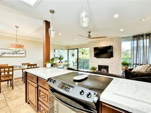 2388 Altisma Way #L-11 — Photo 6