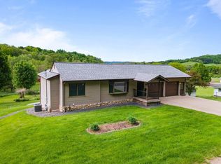 N3365 Miller Rd, La Crosse, WI 54601