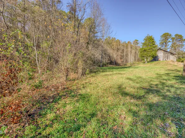 697 Fishers Creek Rd, Rogersville, TN 37857