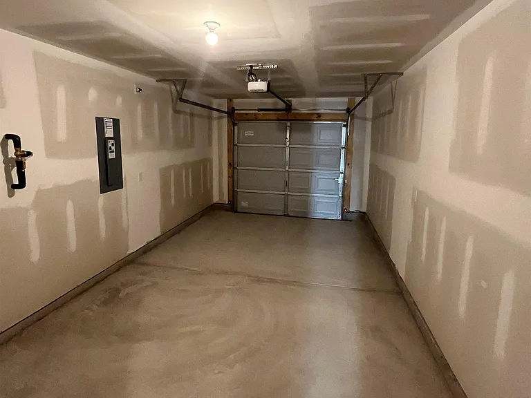 330 Canary Grass Ct — Photo 11