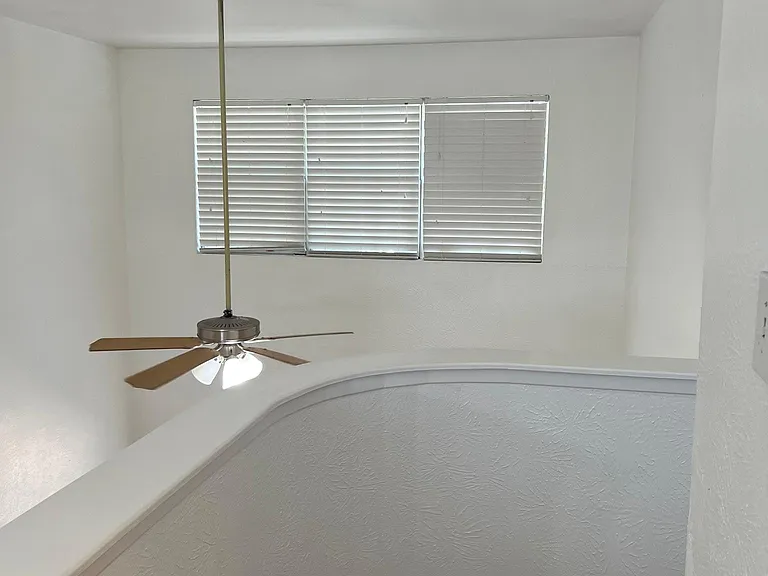 12828 Woodbend Ct — Photo 26