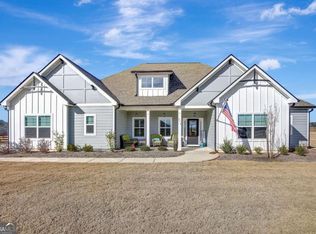 354 Bluff Mill Farms Dr, Senoia, GA 30276