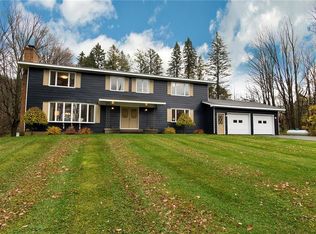 4126 New Paris Rd, New Hartford, NY 13413