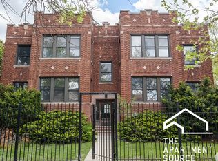 3301 N Harding Ave #2N, Chicago, IL 60618