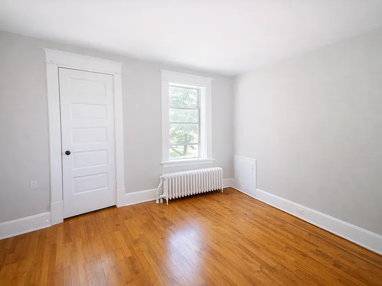 322 Pierce St — Photo 18