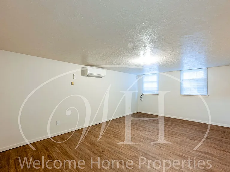 427 SW Bade Ave — Photo 17