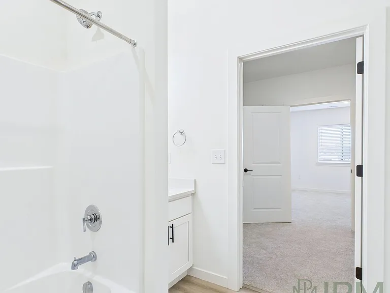 The Flats at Hampden — Photo 23