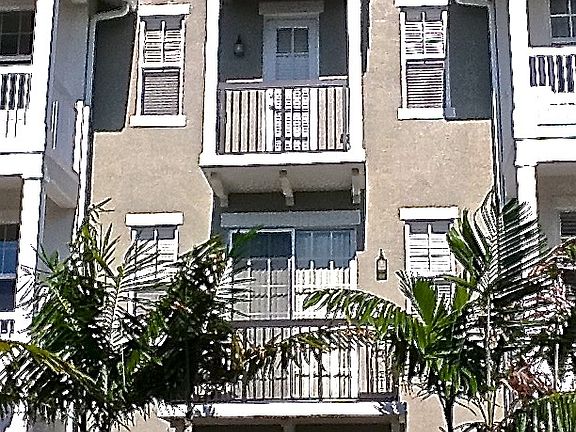 2nd image of 120 SW 1st Ave