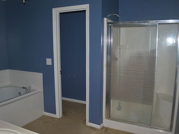 4th image of 3308 D Mulberry Ln