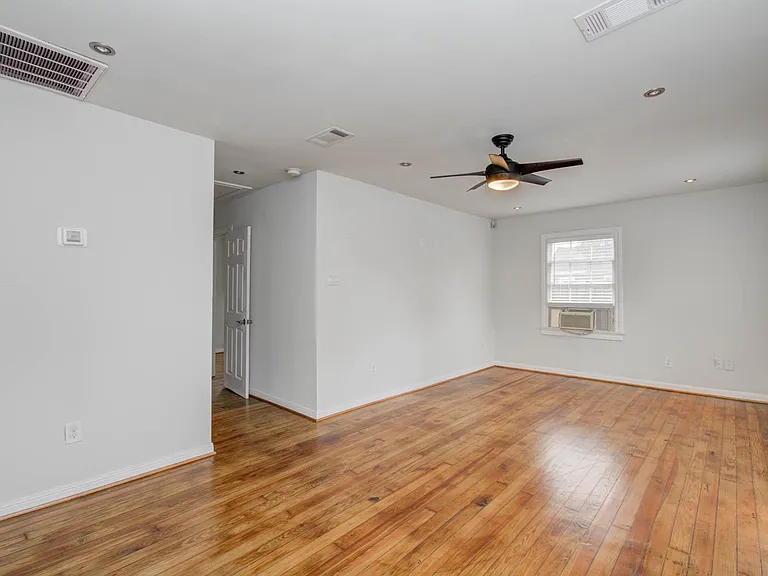 4706 Fisk St — Photo 14