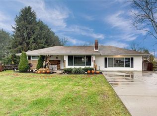 4055 Potato Garden Run Rd, Imperial, PA 15126