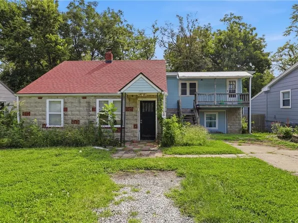 516 SW 13th St, Blue Springs, MO 64015