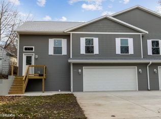 600 S B Ave, Washington, IA 52353