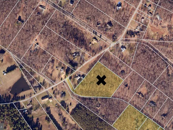 9321 Bellwood Dr, Fredericksburg, VA 22407