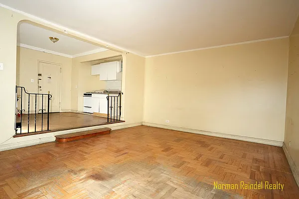 Rented by Norman Raindel, LREB | media 10