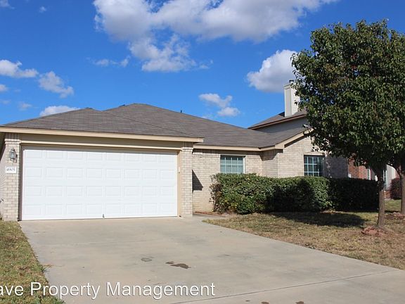 2nd image of 4905 Golden Gate Dr