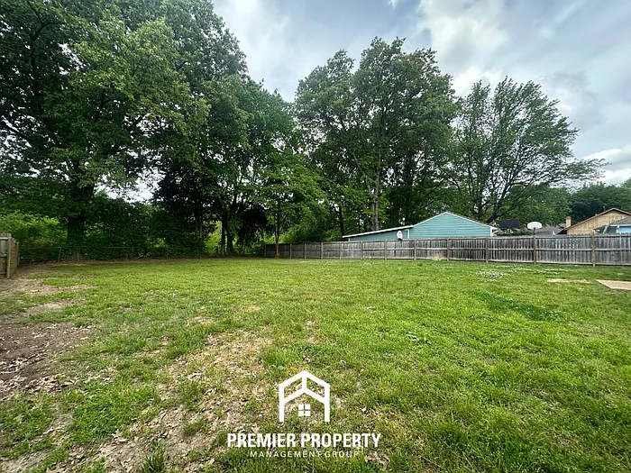 2105 Woodfield Park Rd — Photo 17
