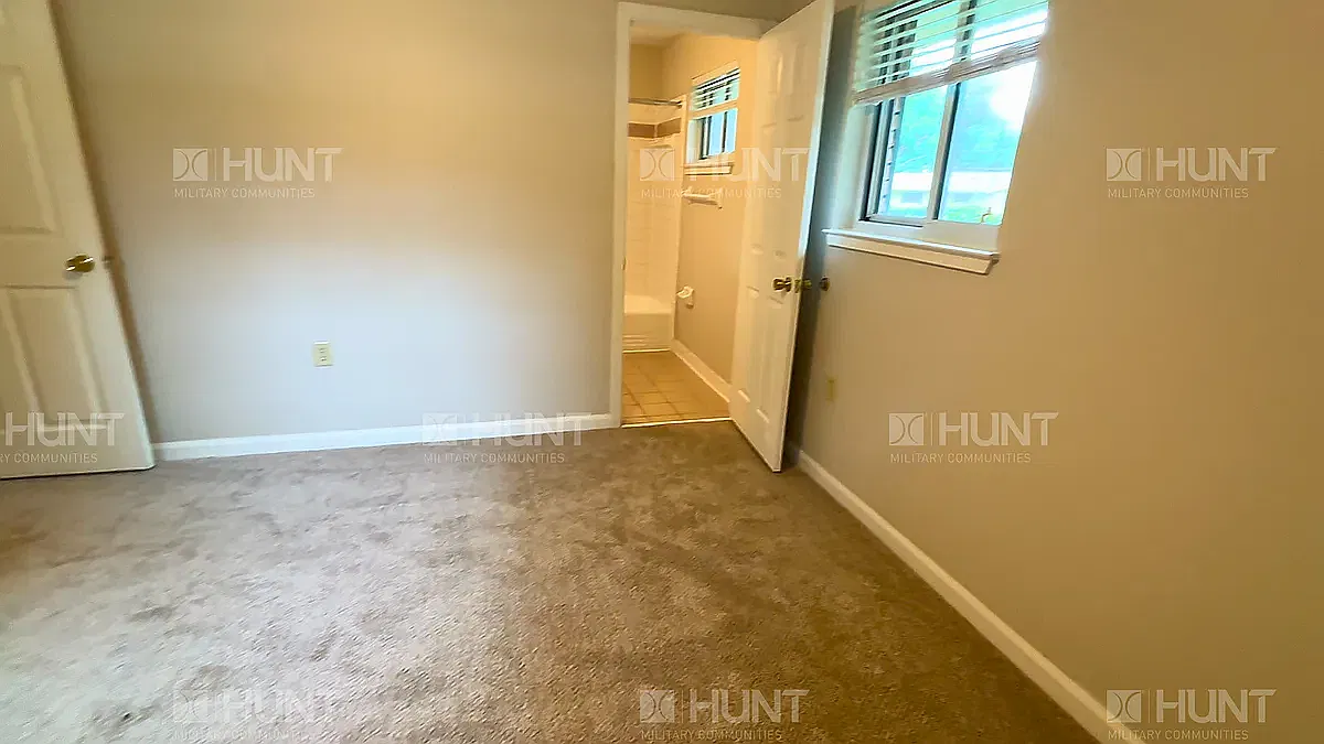 3 bed, 1250 sqft, $1,400 — Photo 4