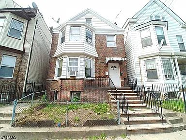 1st image of 158 Parker St #B