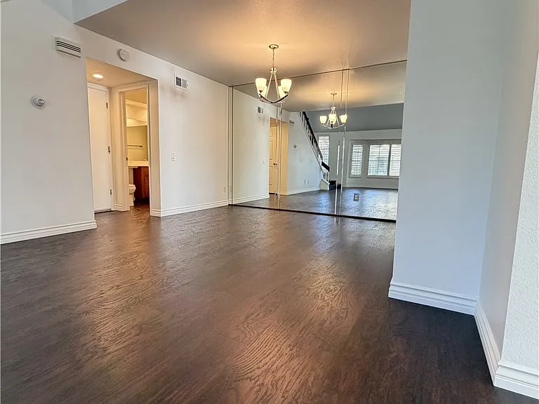 18153 Rustic Ct — Photo 6