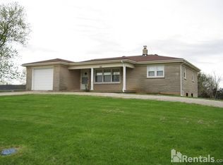 696 Dawson Hill Rd, Louisville, KY 40299